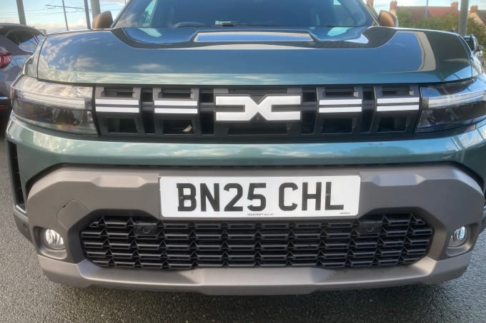 2025 Dacia Duster