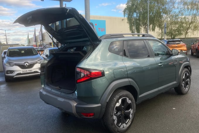 2025 Dacia Duster