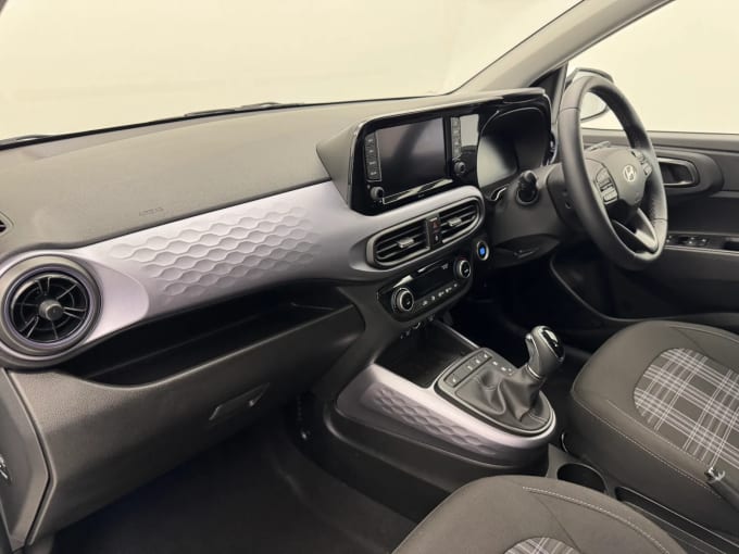 2024 Hyundai I10