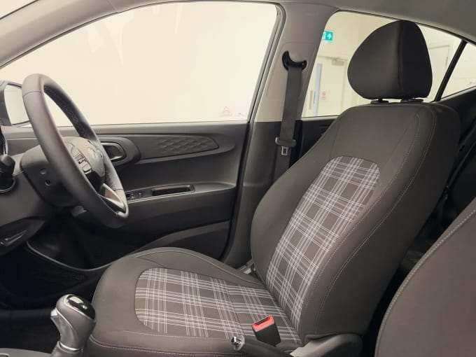 2024 Hyundai I10