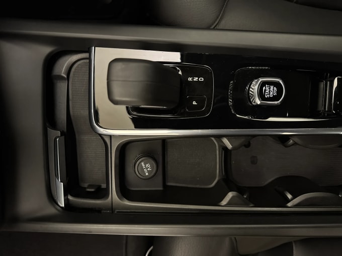 2021 Volvo V60