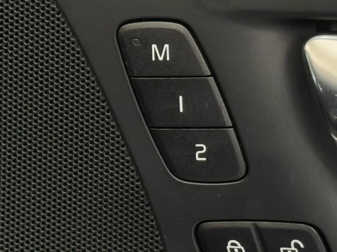 2020 Volvo V60
