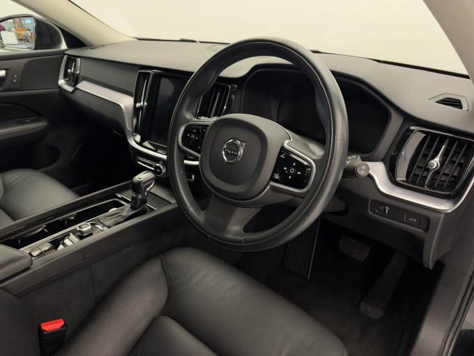 2020 Volvo V60