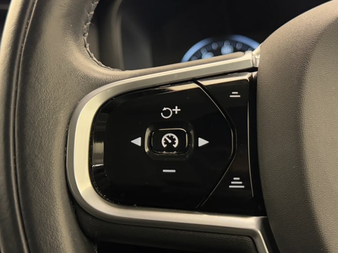 2020 Volvo V60