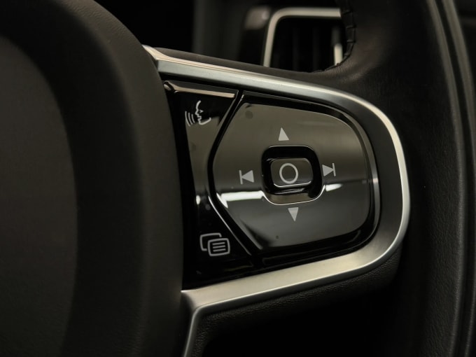 2020 Volvo V60