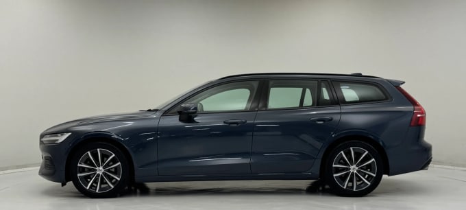 2022 Volvo V60