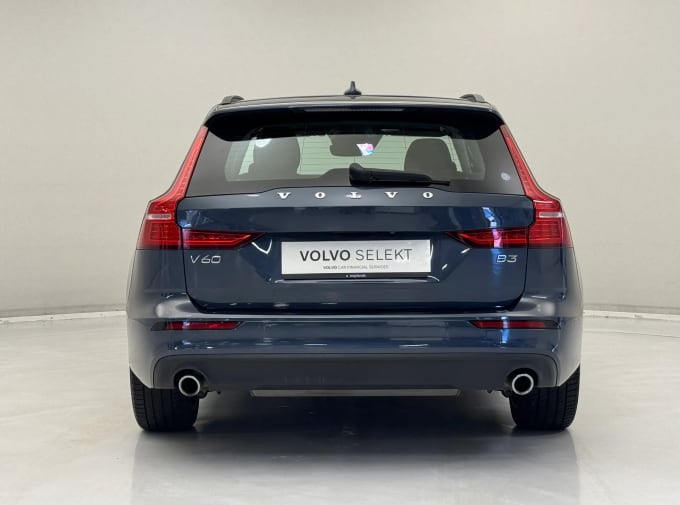 2022 Volvo V60