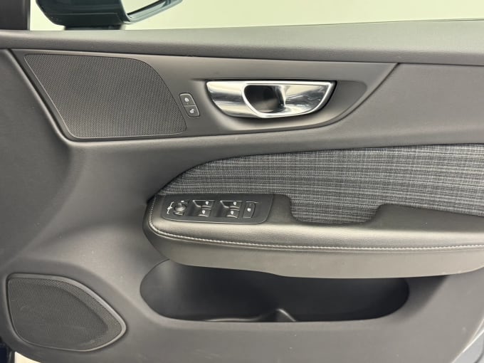 2022 Volvo V60