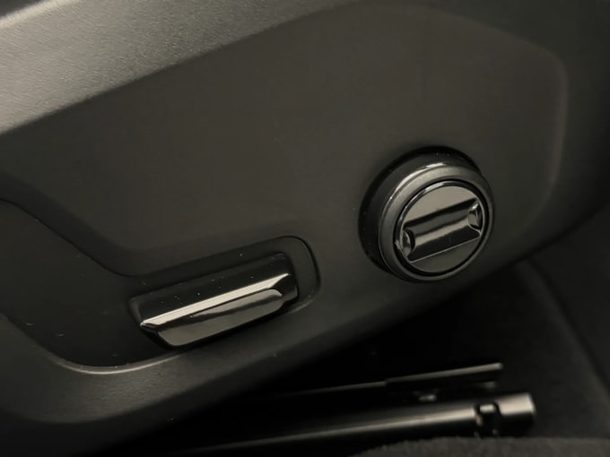 2022 Volvo V60