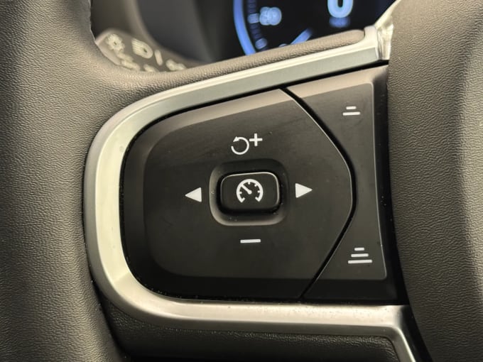 2022 Volvo V60