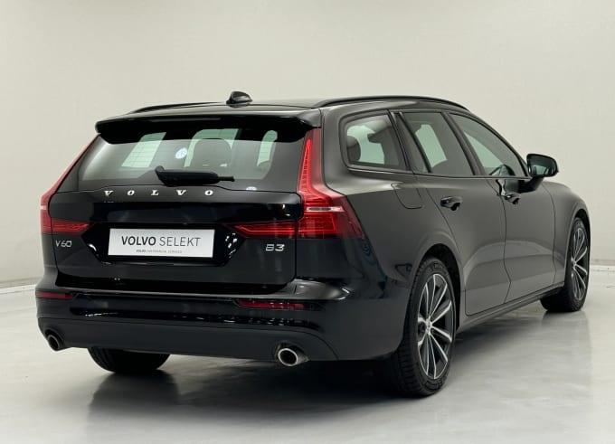 2022 Volvo V60