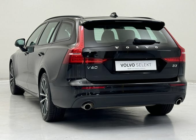 2022 Volvo V60