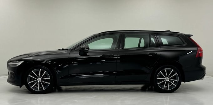 2022 Volvo V60