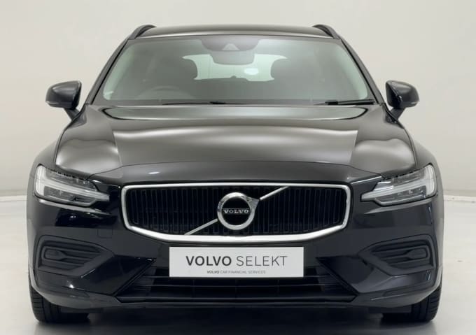 2022 Volvo V60