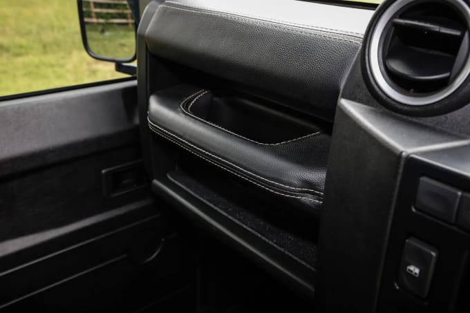2014 Land Rover 90 Defender
