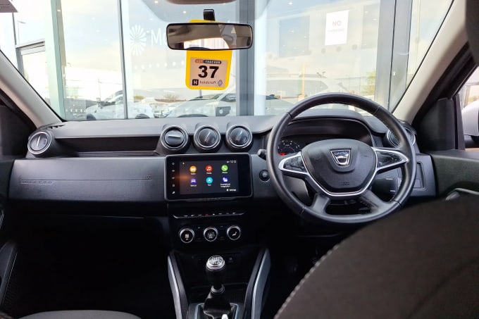 2022 Dacia Duster