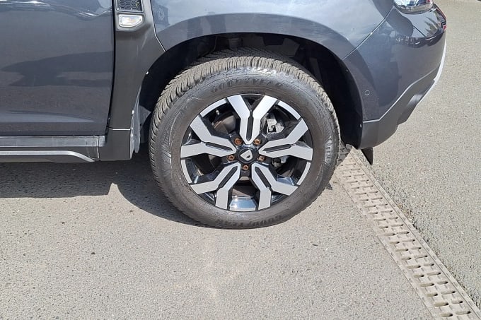2022 Dacia Duster
