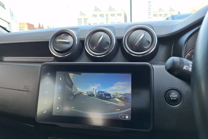 2022 Dacia Duster