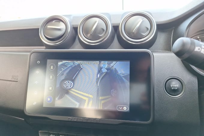 2022 Dacia Duster