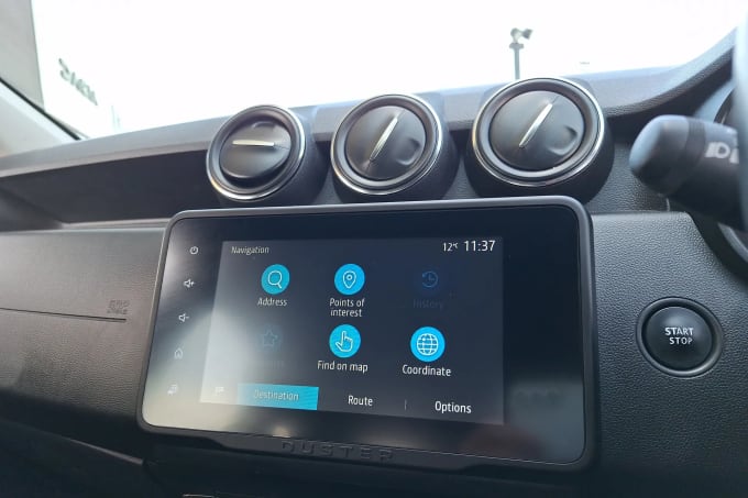 2022 Dacia Duster
