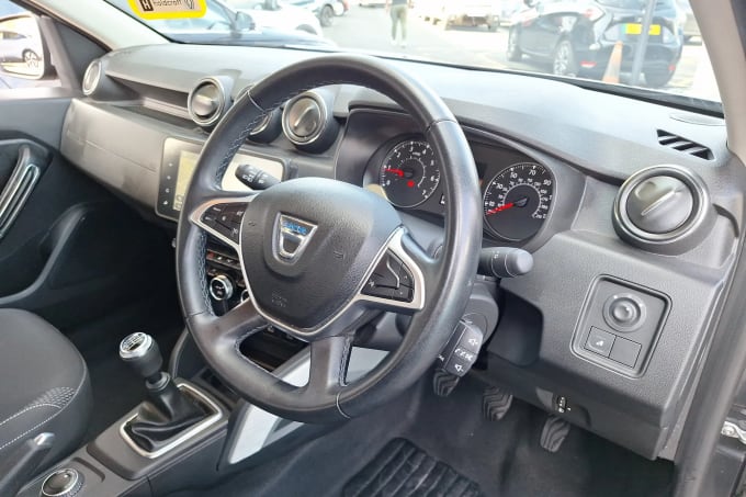 2022 Dacia Duster
