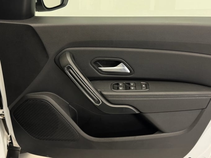 2022 Dacia Duster