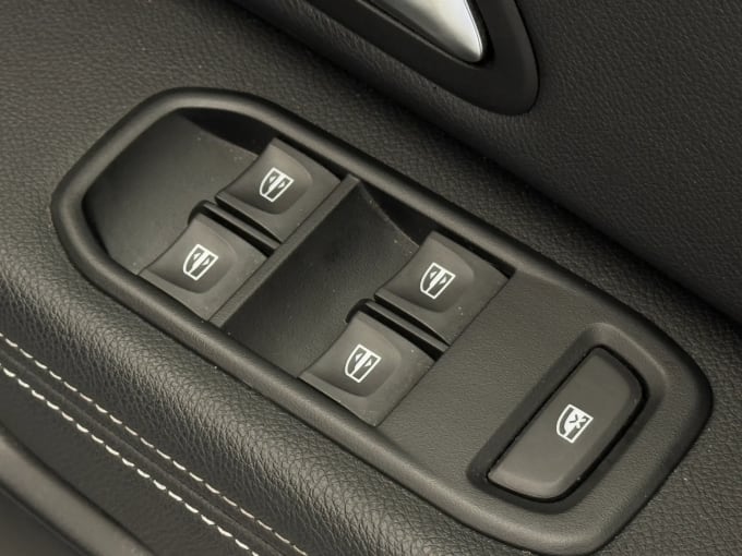 2022 Dacia Duster