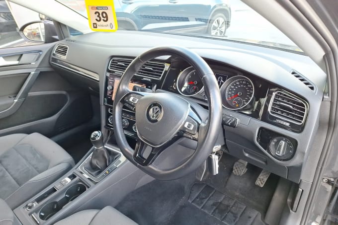 2019 Volkswagen Golf