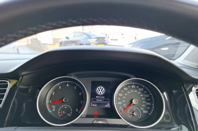 2019 Volkswagen Golf