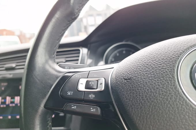 2019 Volkswagen Golf