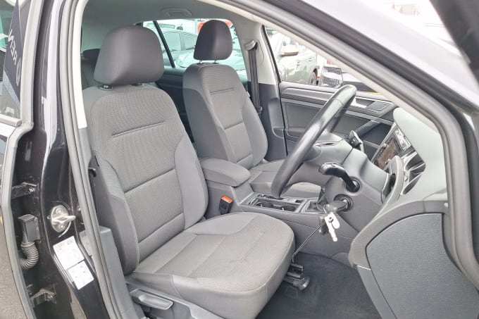 2019 Volkswagen Golf