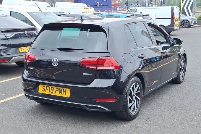 2019 Volkswagen Golf