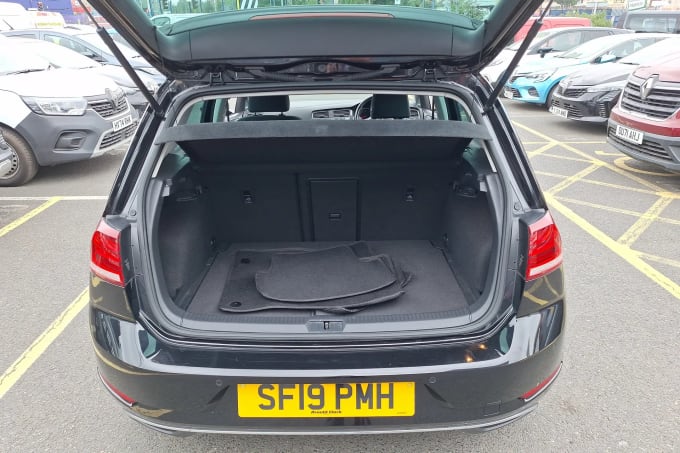 2019 Volkswagen Golf