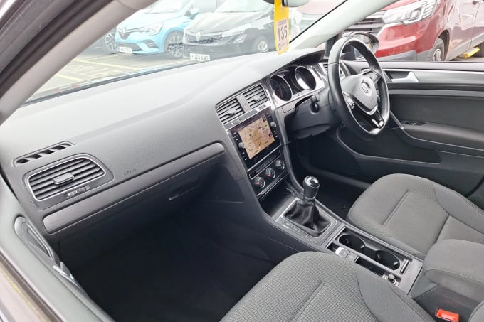 2019 Volkswagen Golf