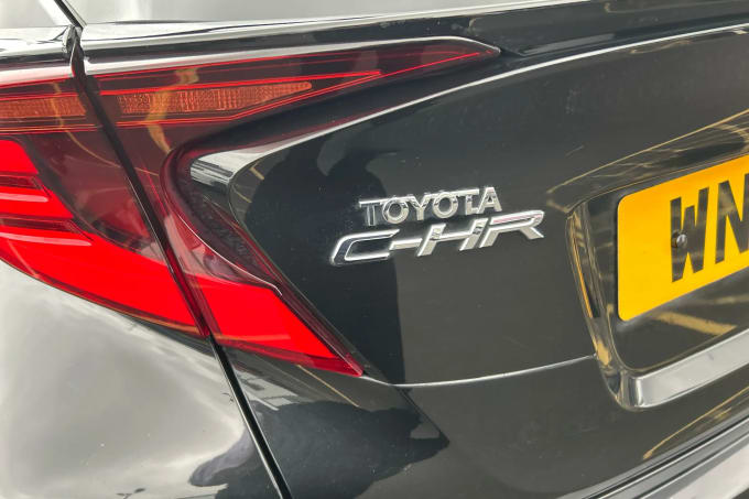 2021 Toyota C-hr