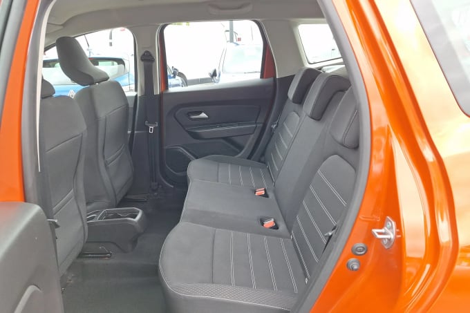 2023 Dacia Duster