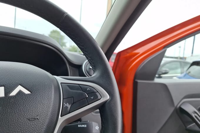2023 Dacia Duster