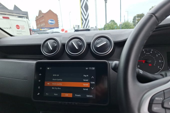 2023 Dacia Duster
