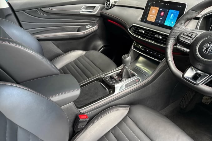 2024 Mg Motor Uk Hs