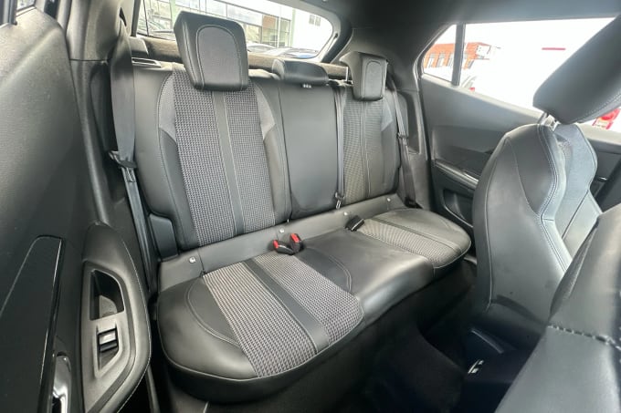 2021 Peugeot 2008