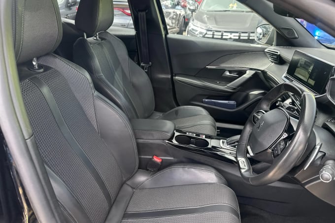 2021 Peugeot 2008
