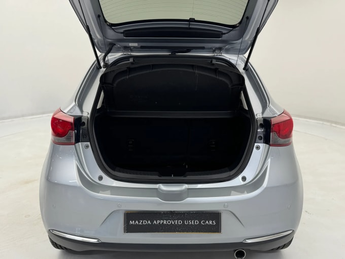 2022 Mazda Mazda2