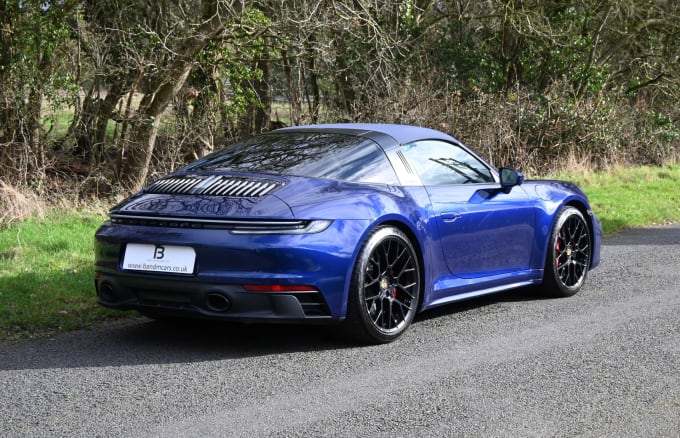 2023 Porsche 911