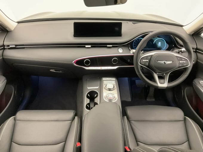 2023 Genesis Gv70