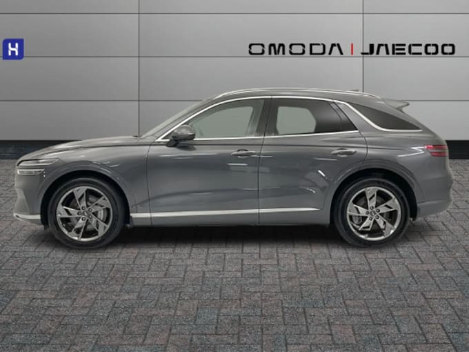 2023 Genesis Gv70