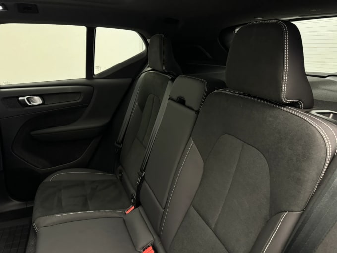 2024 Volvo Xc40