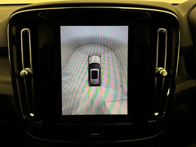 2024 Volvo Xc40