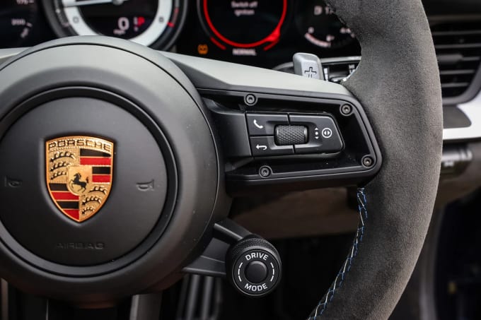 2023 Porsche 911