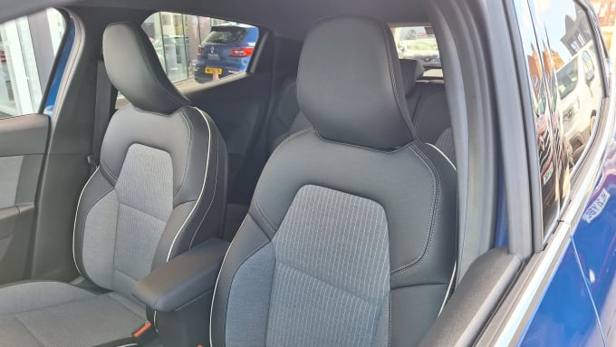 2025 Renault Clio