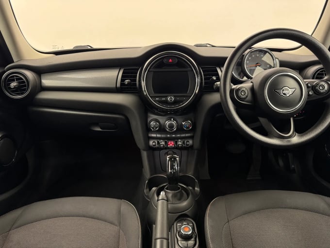 2020 Mini Hatch